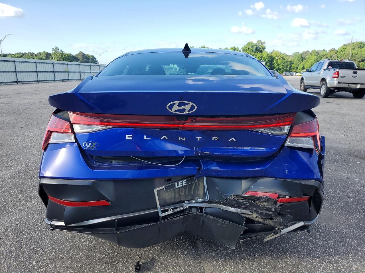 2024 HYUNDAI ELANTRA
