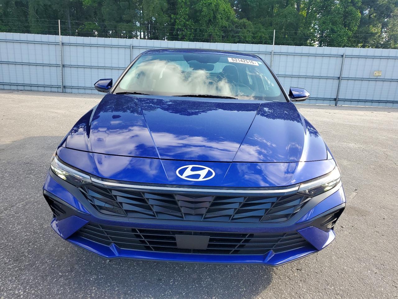 2024 HYUNDAI ELANTRA