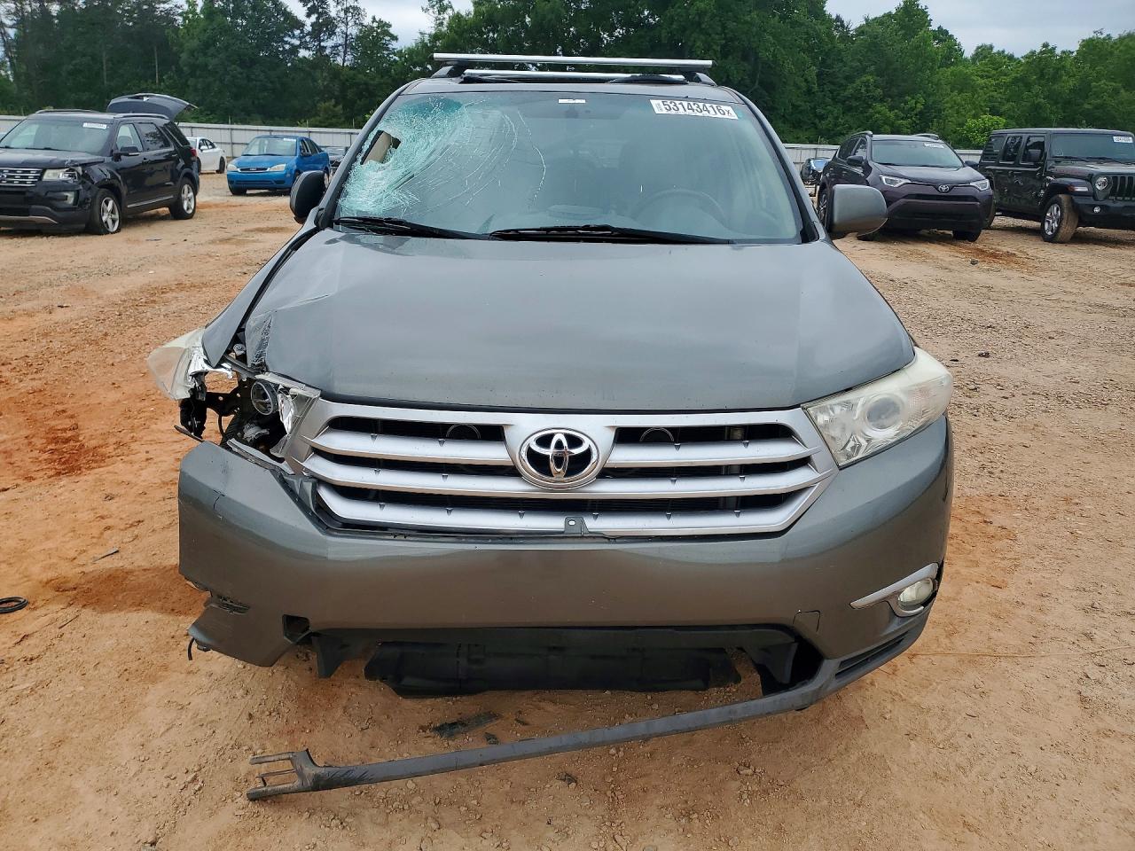 2011 TOYOTA HIGHLANDER