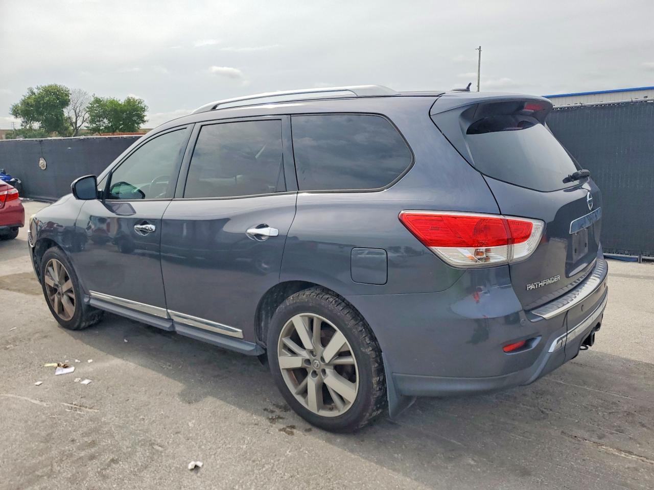 2014 NISSAN PATHFINDER