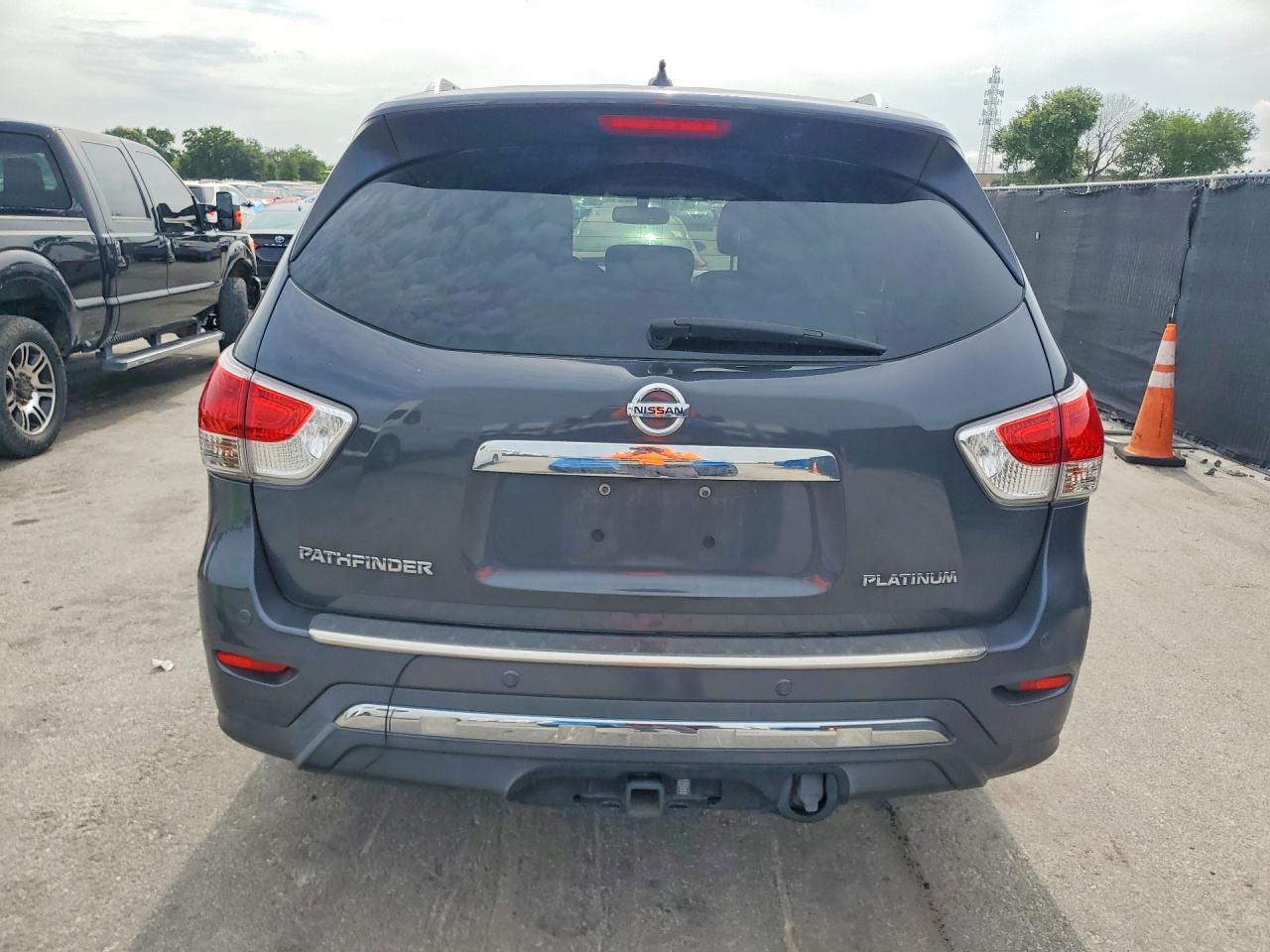 2014 NISSAN PATHFINDER