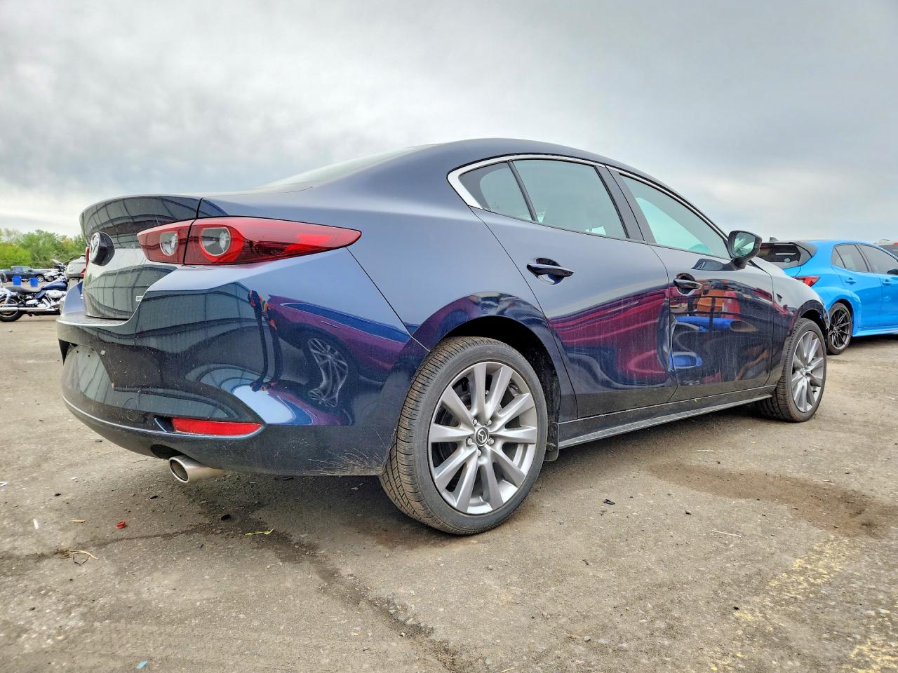 2025 MAZDA 3