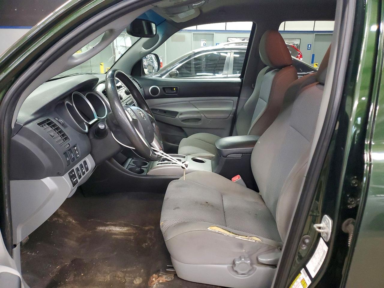 2012 TOYOTA TACOMA