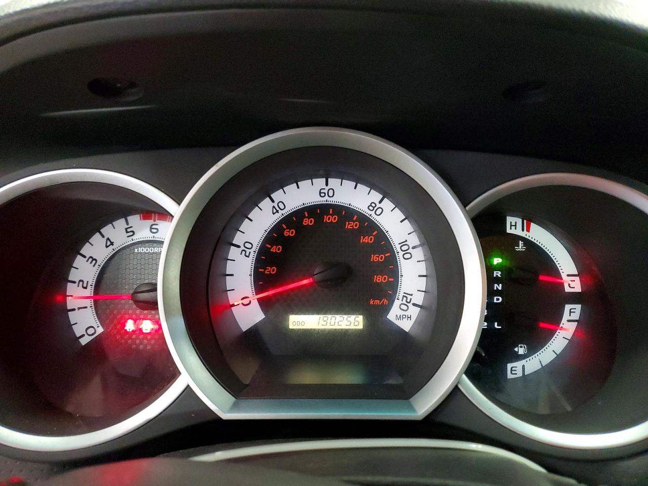 2012 TOYOTA TACOMA