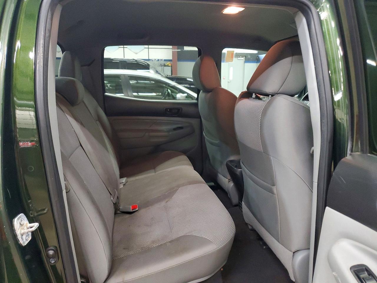 2012 TOYOTA TACOMA