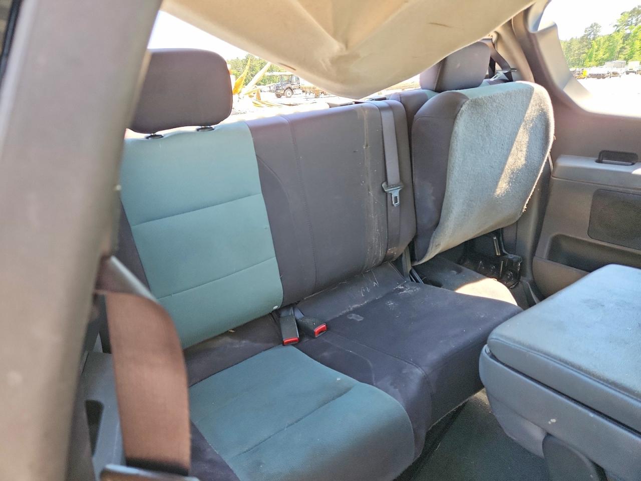 2006 NISSAN TITAN