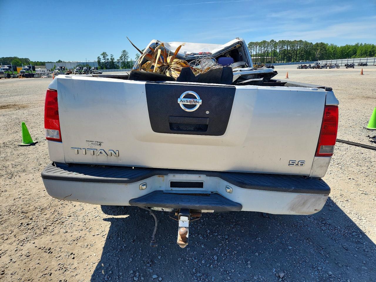 2006 NISSAN TITAN