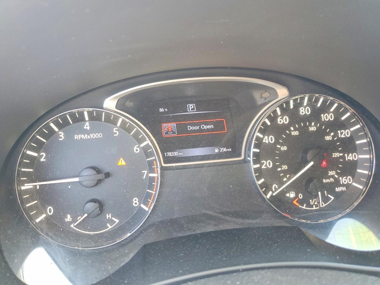 2017 NISSAN ALTIMA