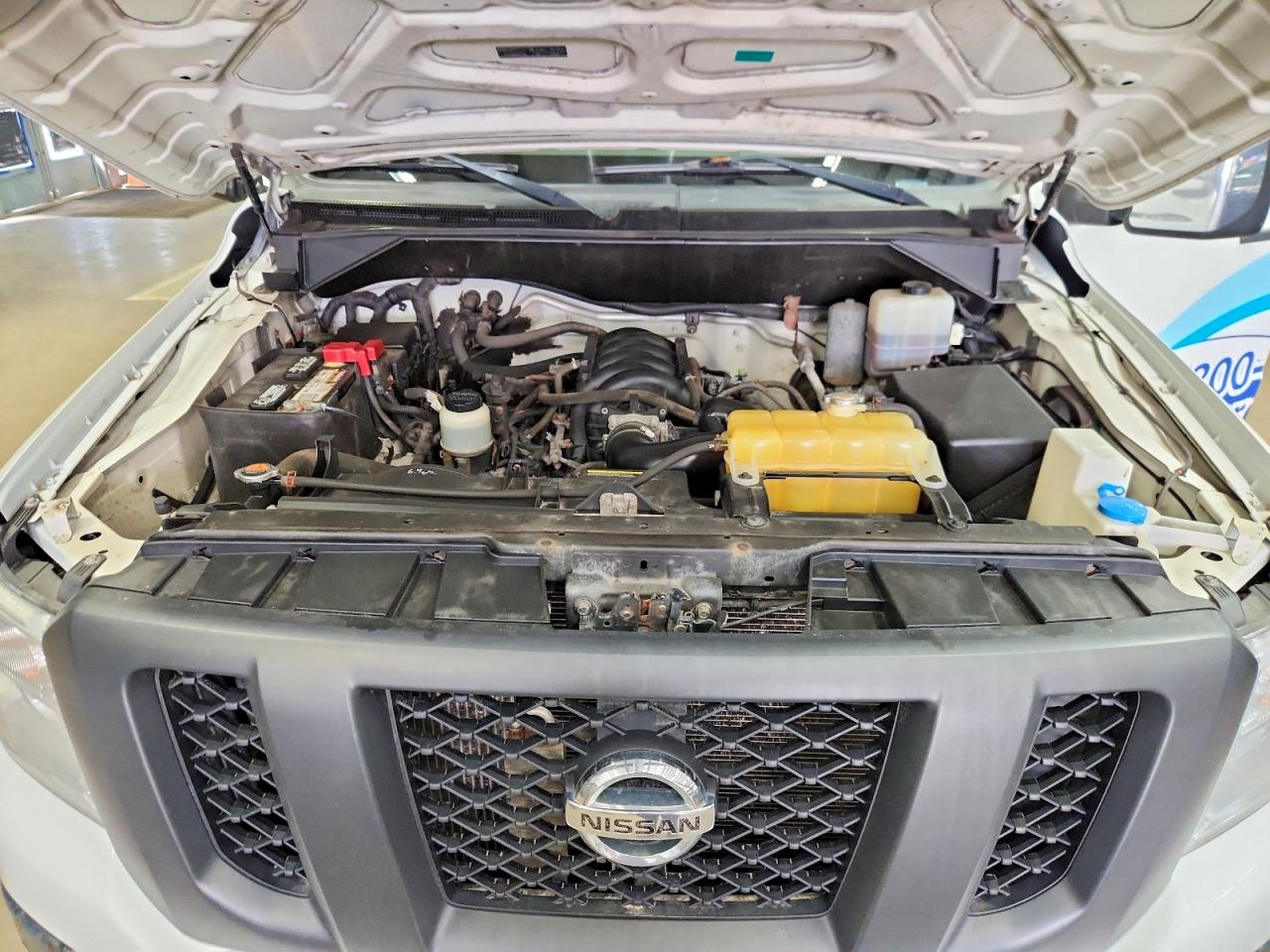 2016 NISSAN NV