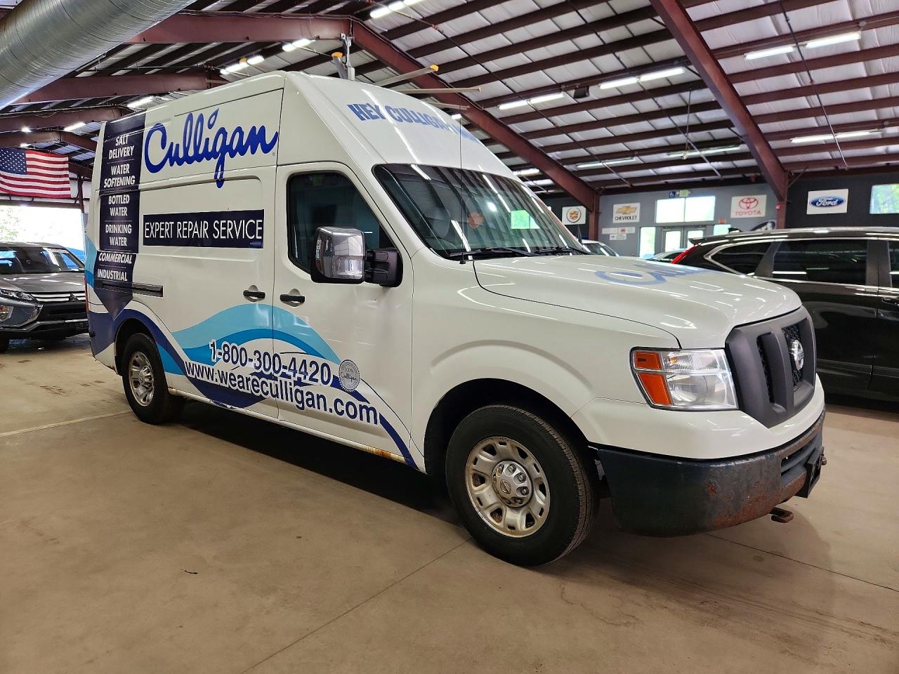 2016 NISSAN NV