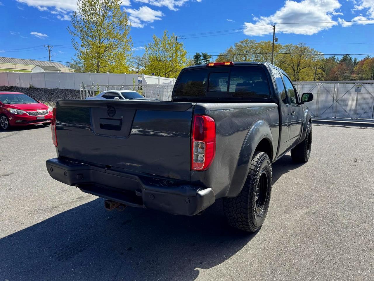 2013 NISSAN FRONTIER