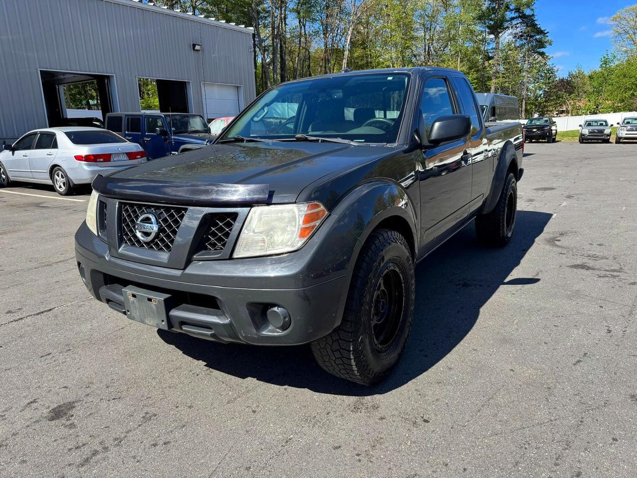 2013 NISSAN FRONTIER
