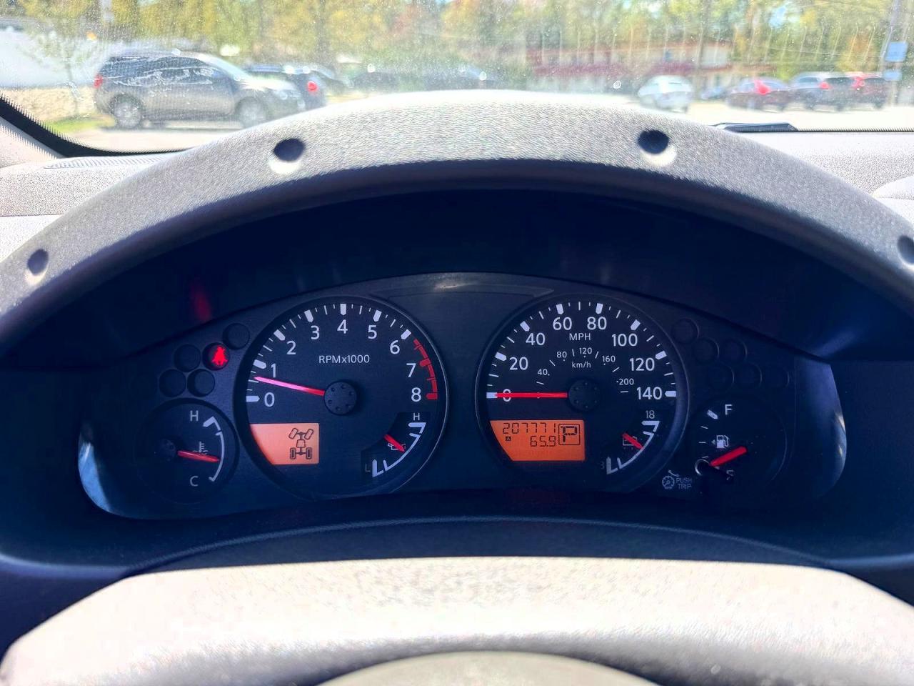 2013 NISSAN FRONTIER