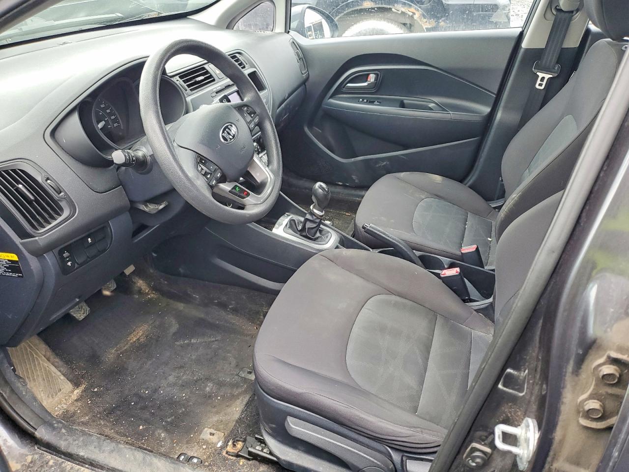 2015 KIA RIO