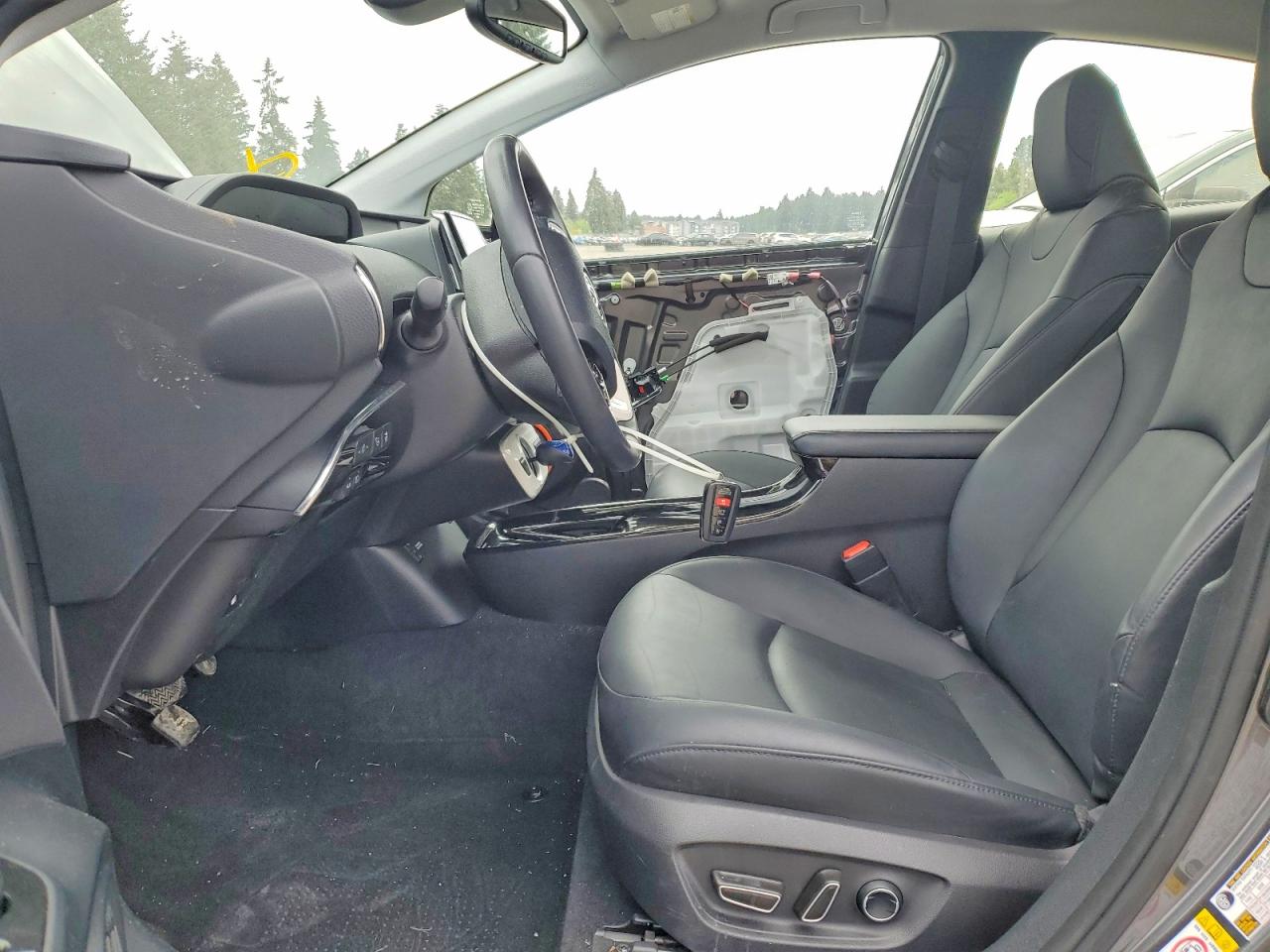 2017 TOYOTA PRIUS