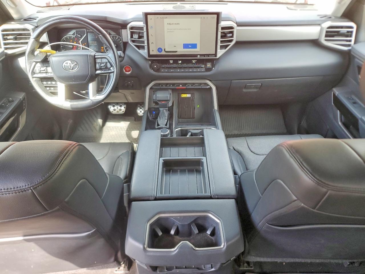 2022 TOYOTA TUNDRA