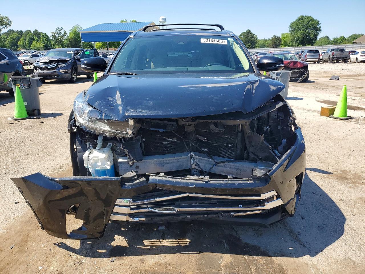 2018 TOYOTA HIGHLANDER