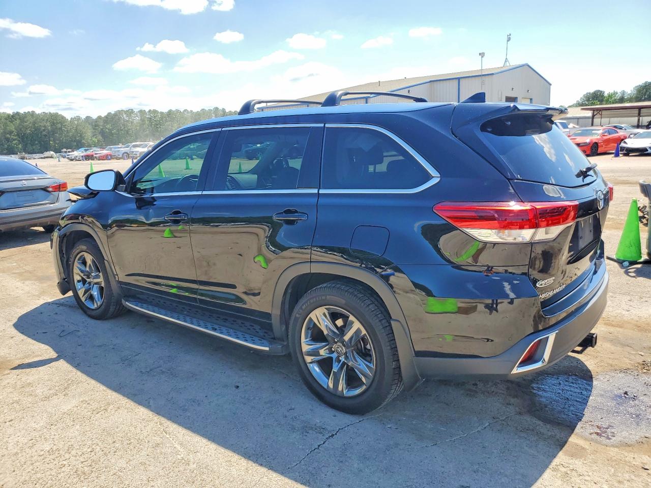 2018 TOYOTA HIGHLANDER