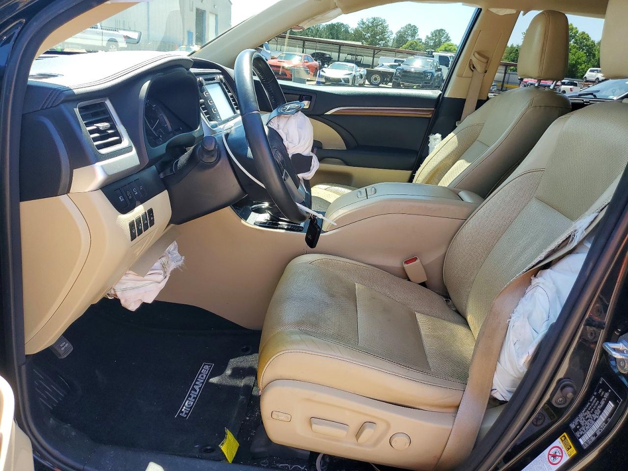 2018 TOYOTA HIGHLANDER