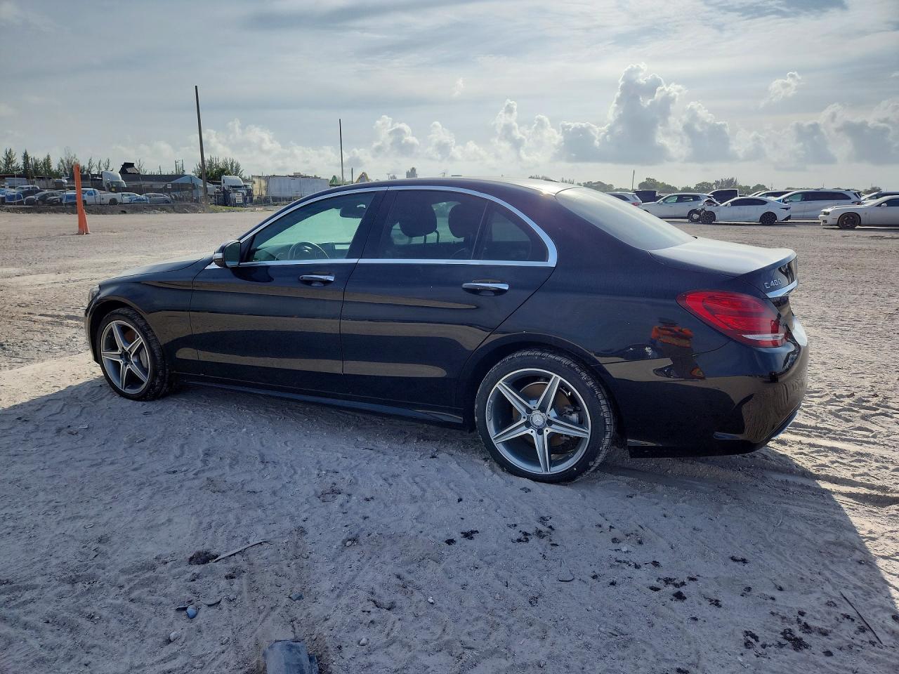 2015 MERCEDES-BENZ C-CLASS