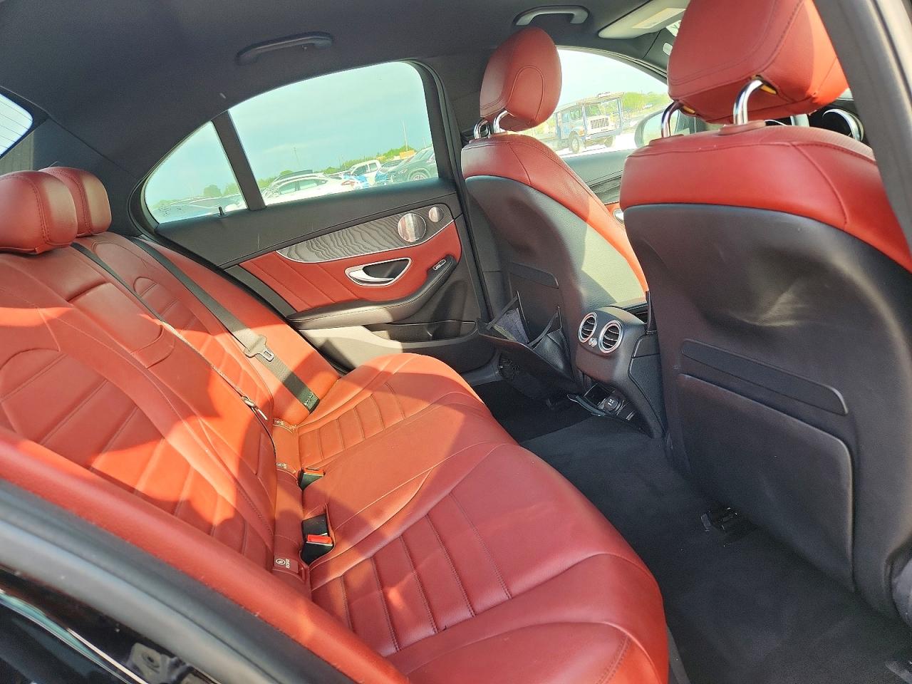 2015 MERCEDES-BENZ C-CLASS