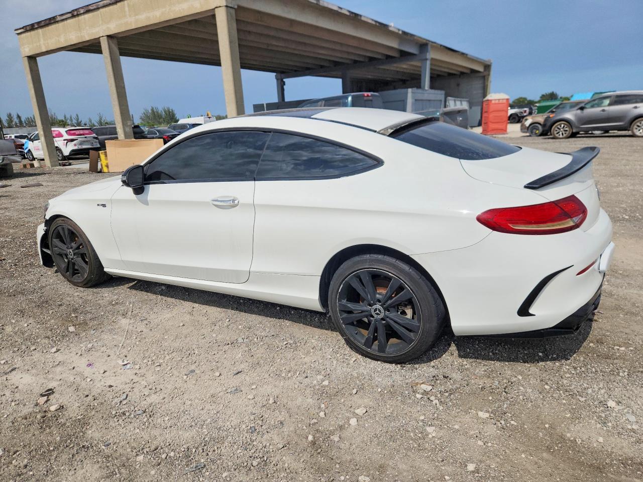 2017 MERCEDES-BENZ C-CLASS