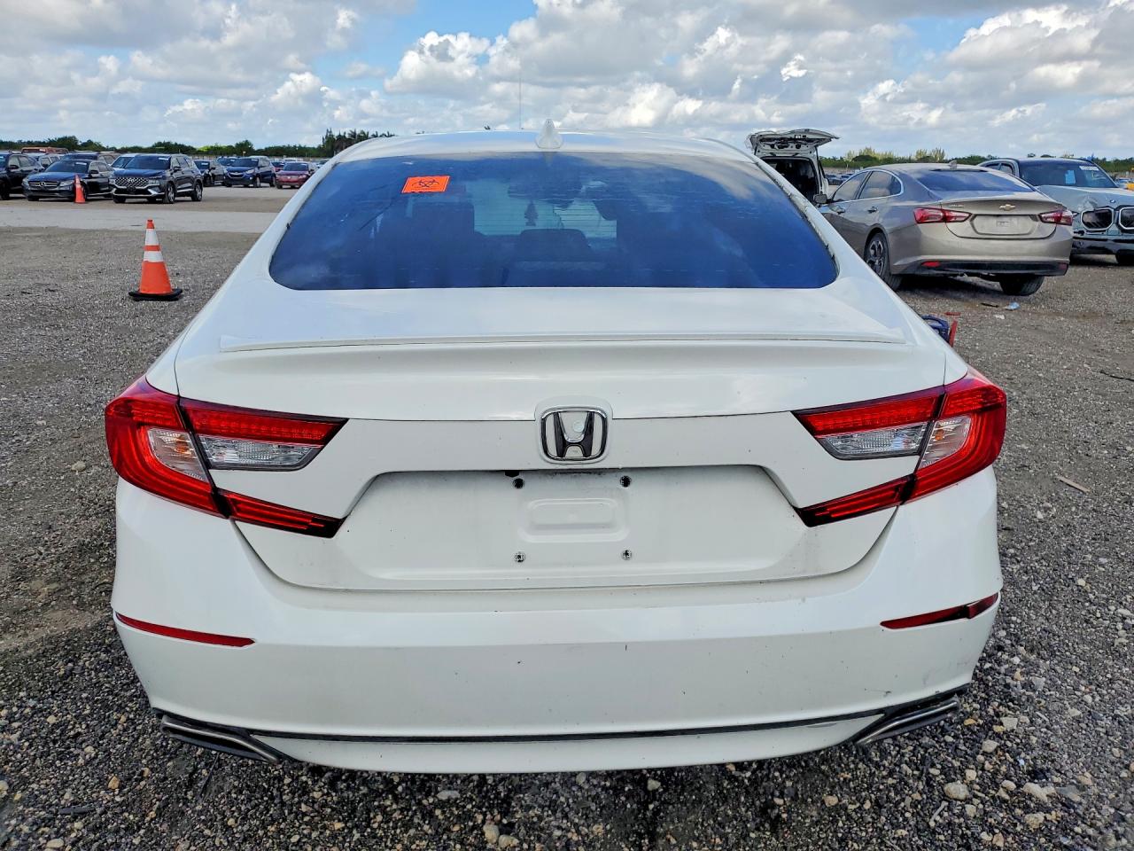 2019 HONDA ACCORD