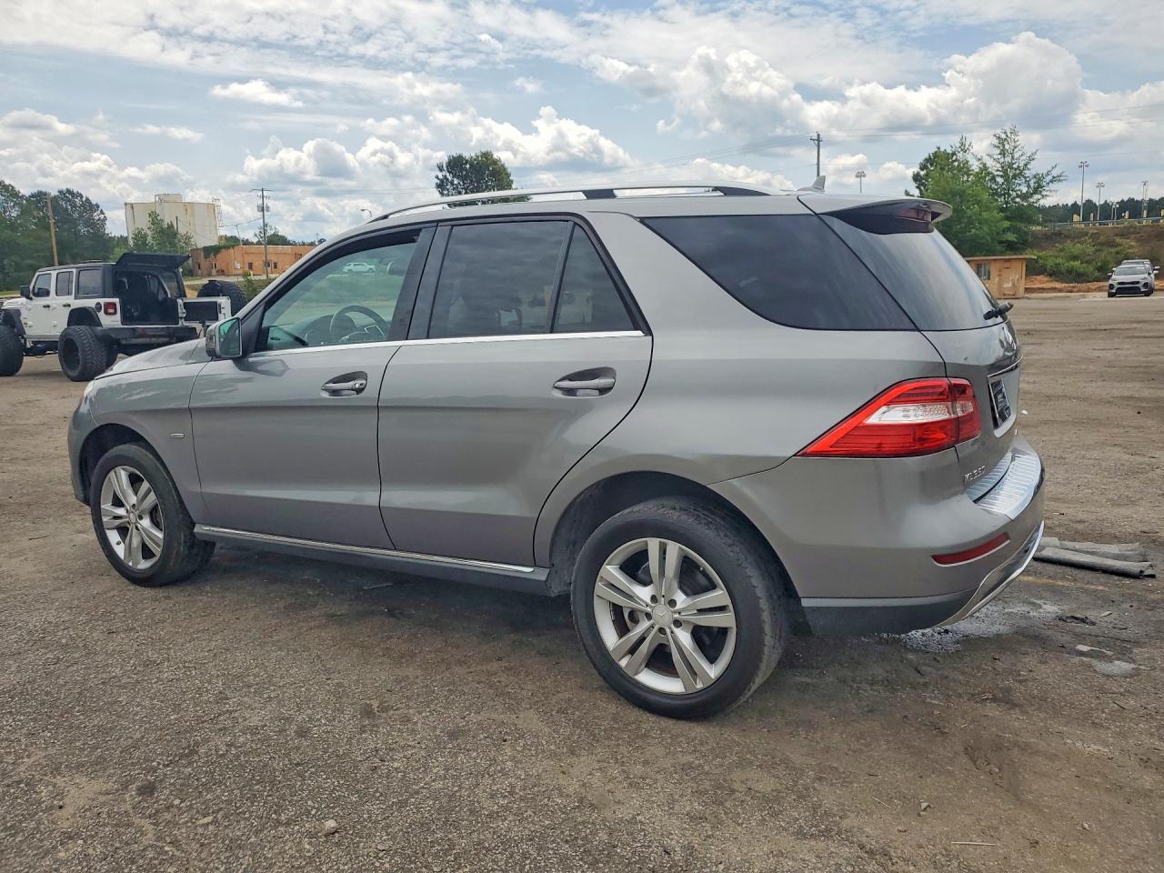2012 MERCEDES-BENZ M-CLASS