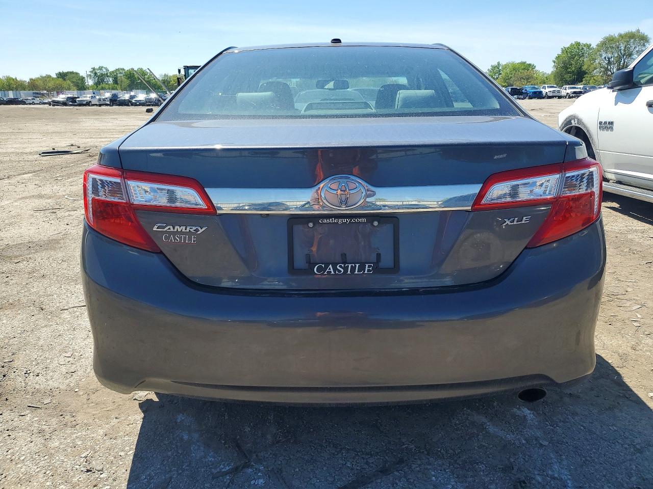2012 TOYOTA CAMRY