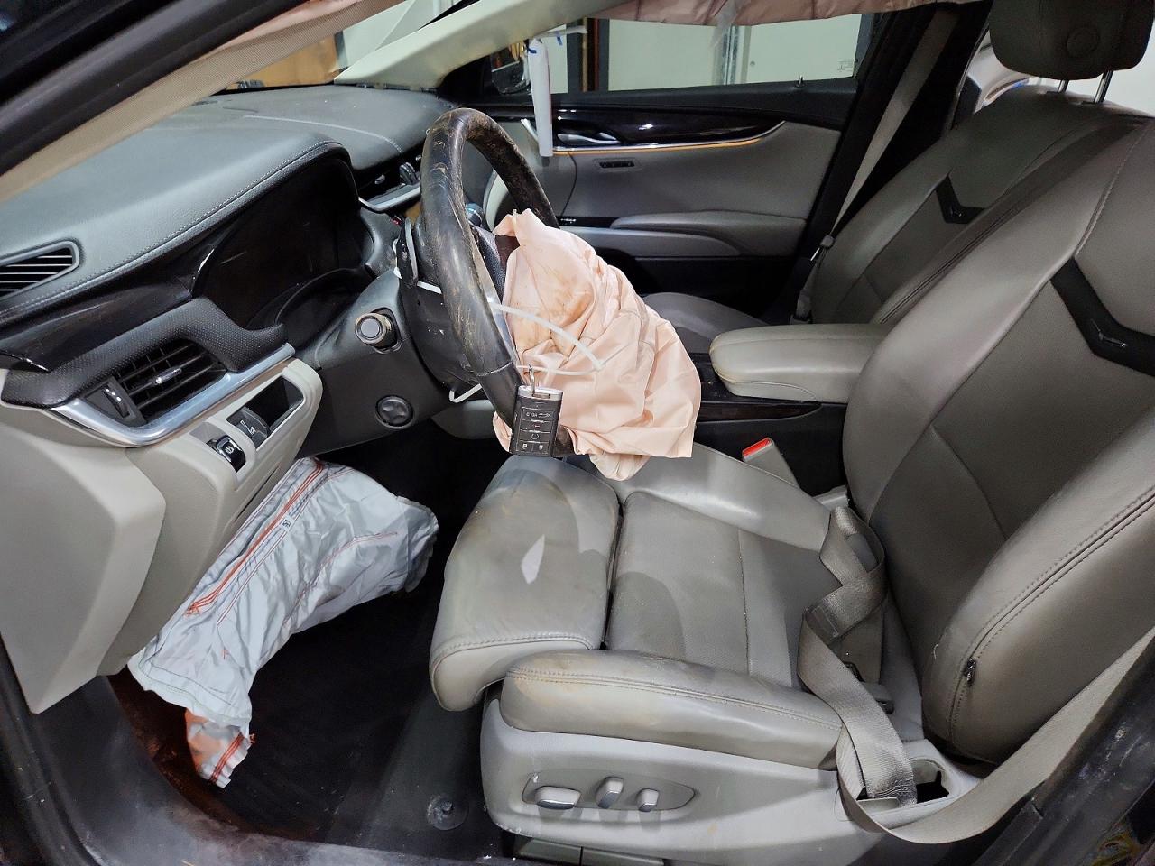 2014 CADILLAC XTS