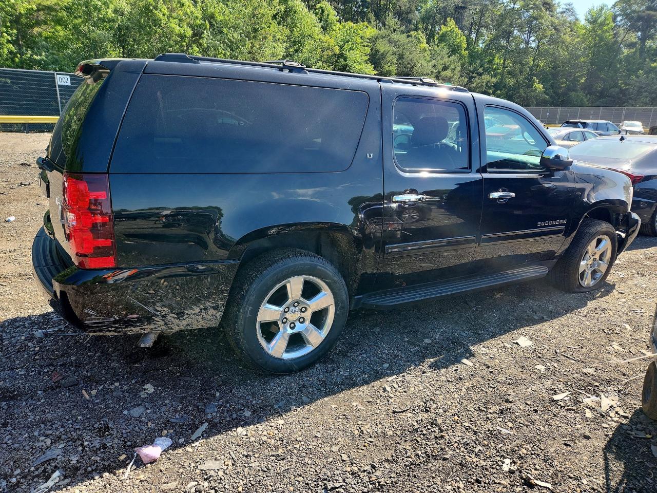 2013 CHEVROLET SUBURBAN
