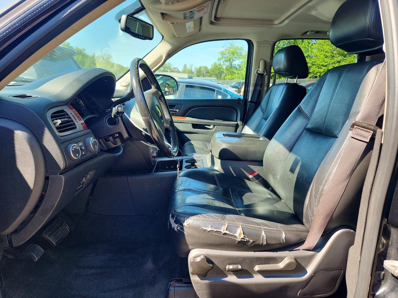 2013 CHEVROLET SUBURBAN