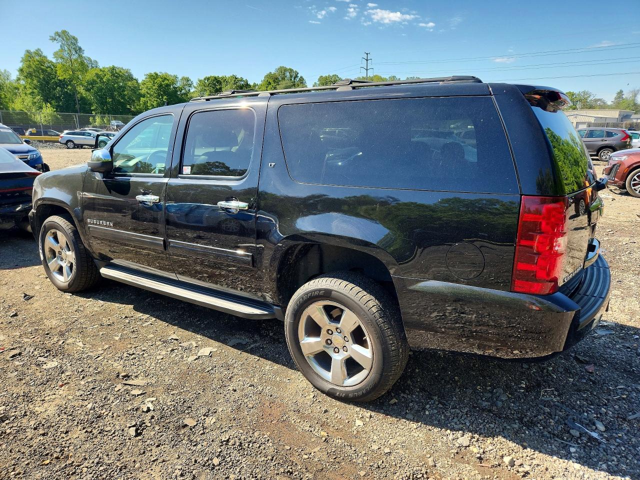 2013 CHEVROLET SUBURBAN