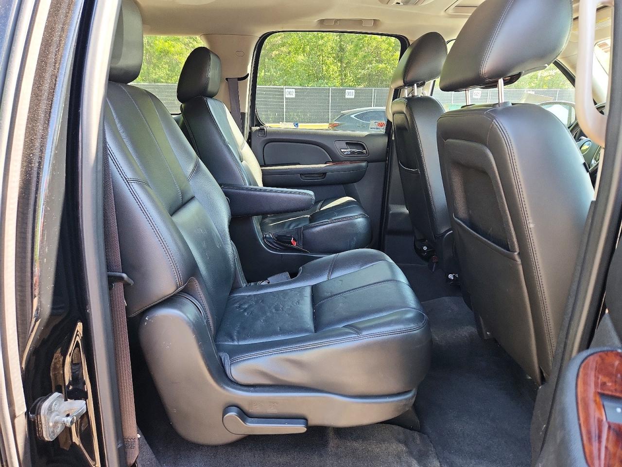 2013 CHEVROLET SUBURBAN