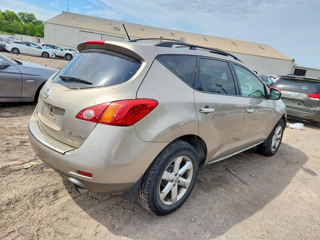 2010 NISSAN MURANO
