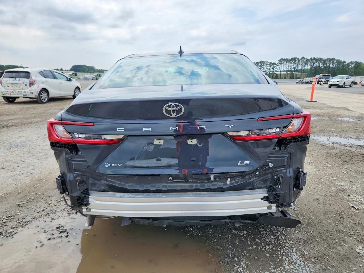 2026 TOYOTA CAMRY
