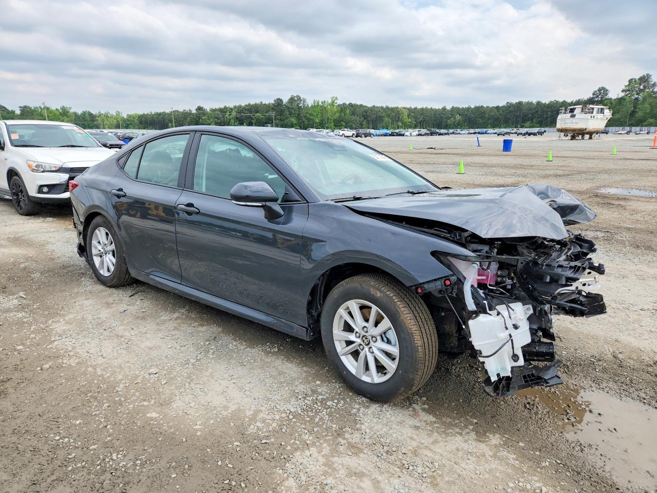 2026 TOYOTA CAMRY