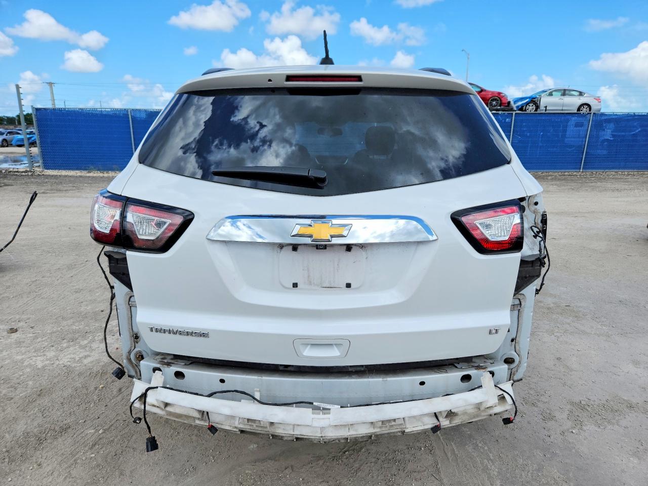 2017 CHEVROLET TRAVERSE