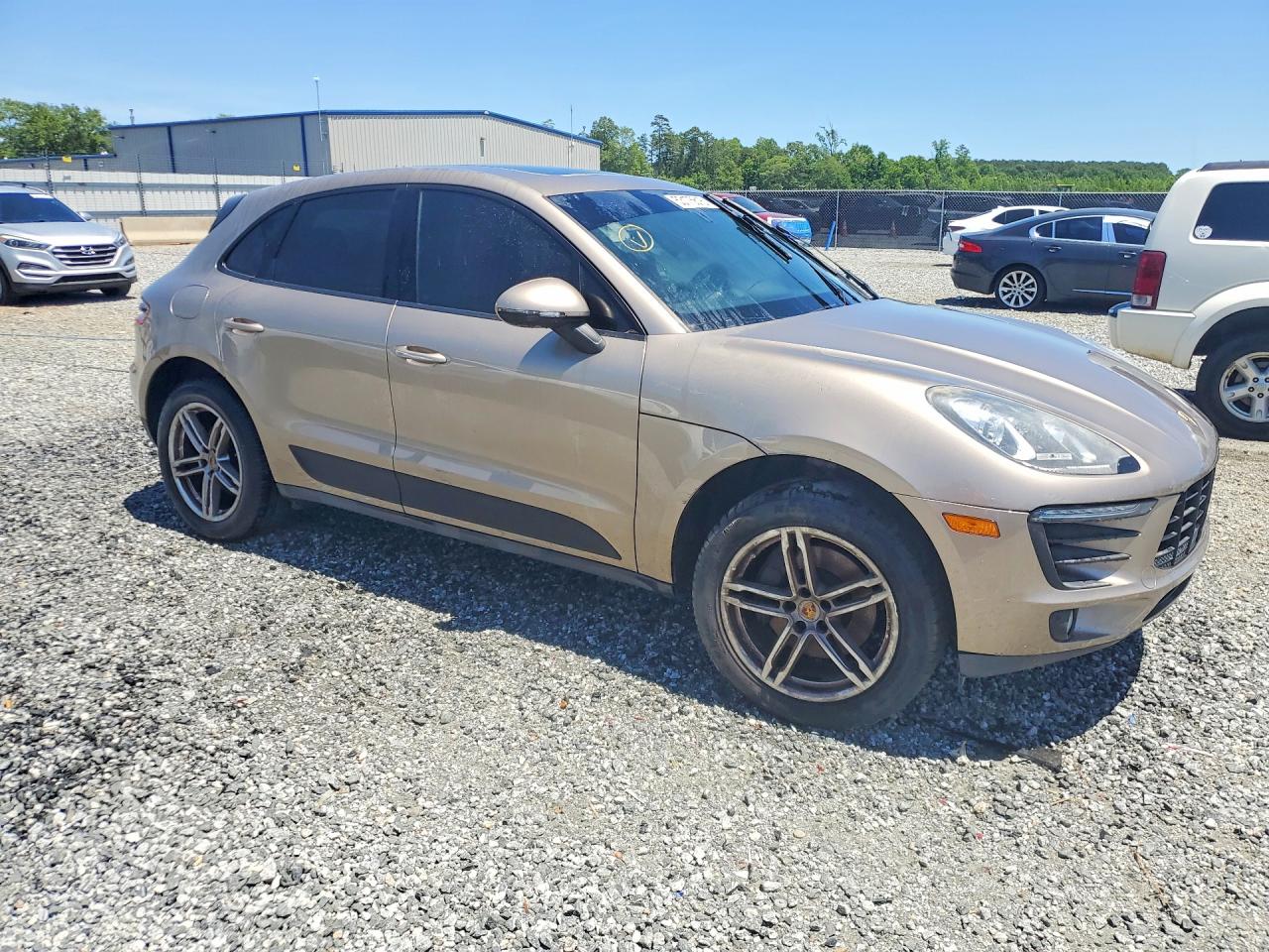2017 PORSCHE MACAN
