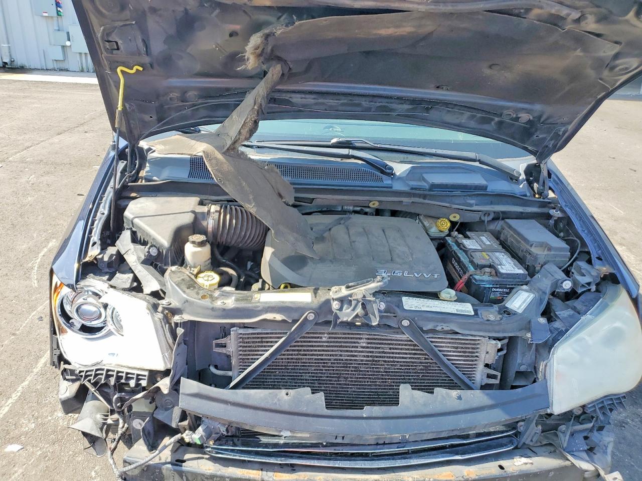 2011 CHRYSLER MINIVAN