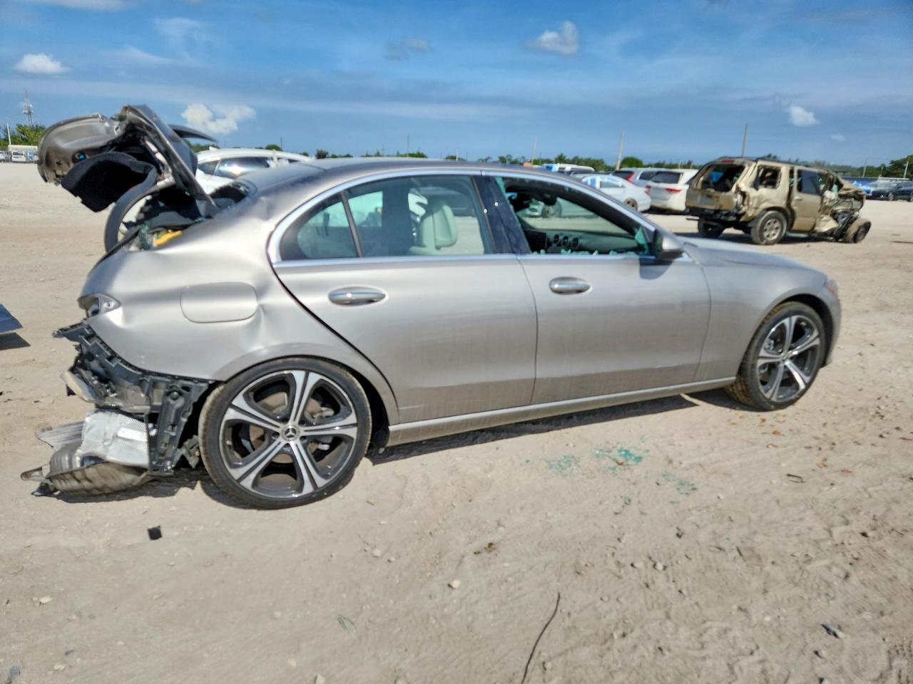 2024 MERCEDES-BENZ C-CLASS