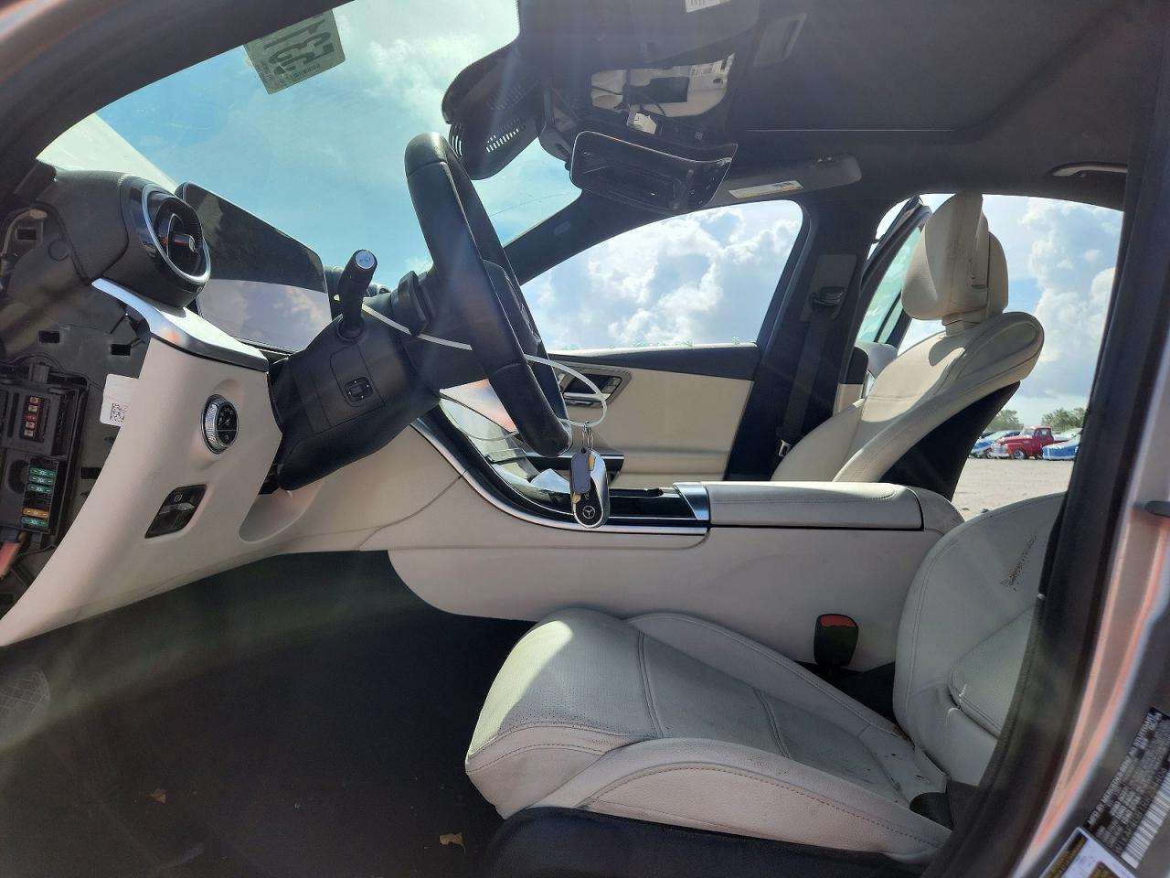 2024 MERCEDES-BENZ C-CLASS