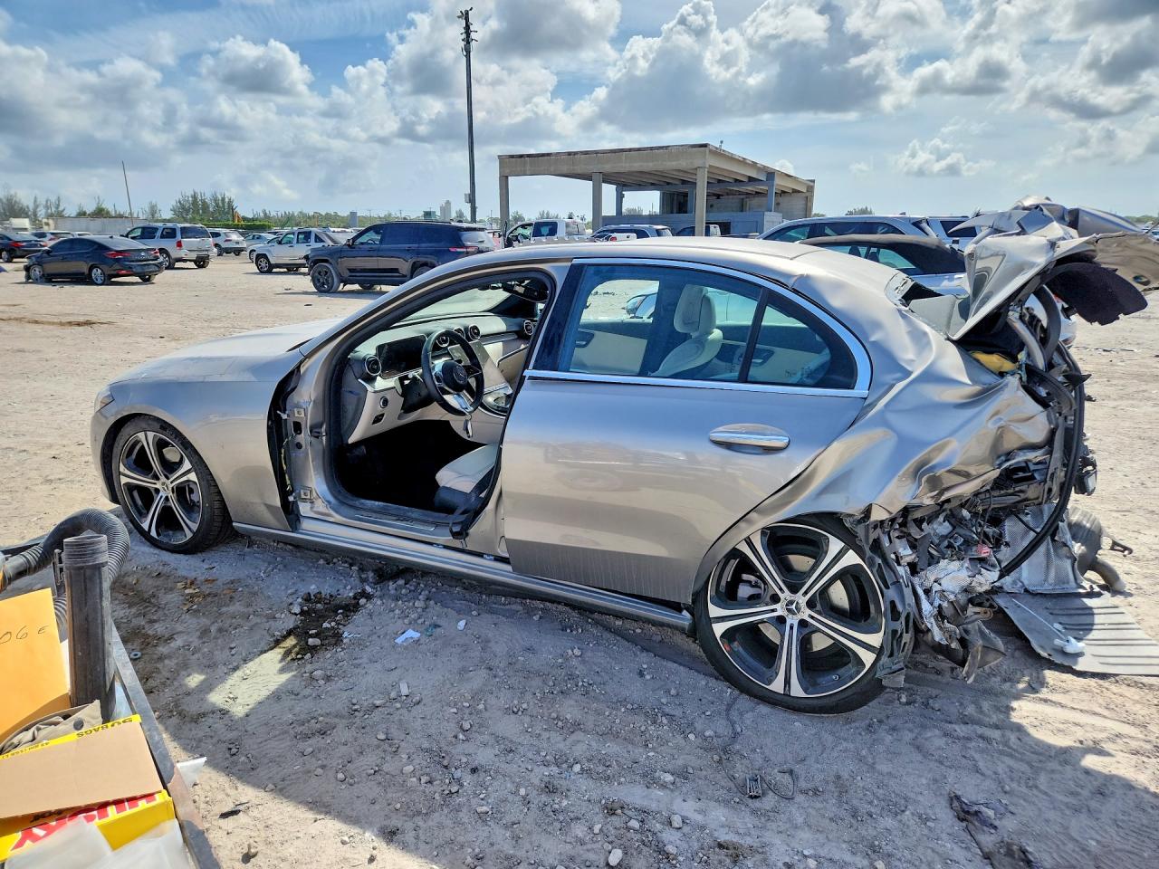 2024 MERCEDES-BENZ C-CLASS