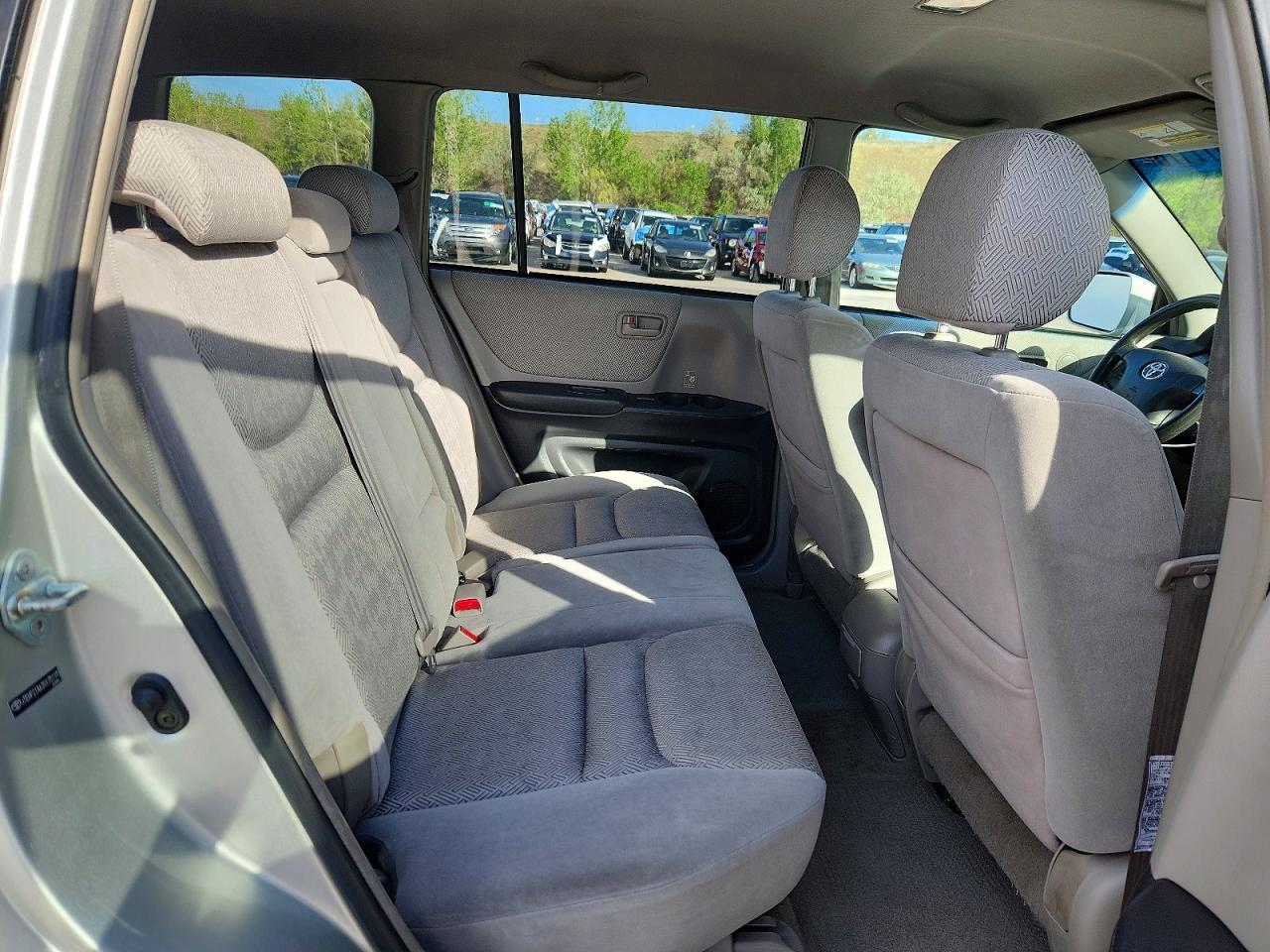 2003 TOYOTA HIGHLANDER