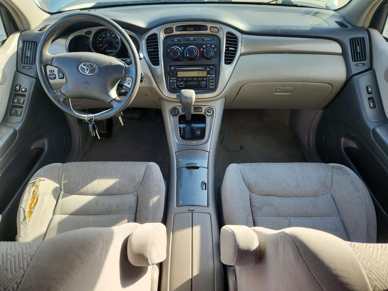 2003 TOYOTA HIGHLANDER