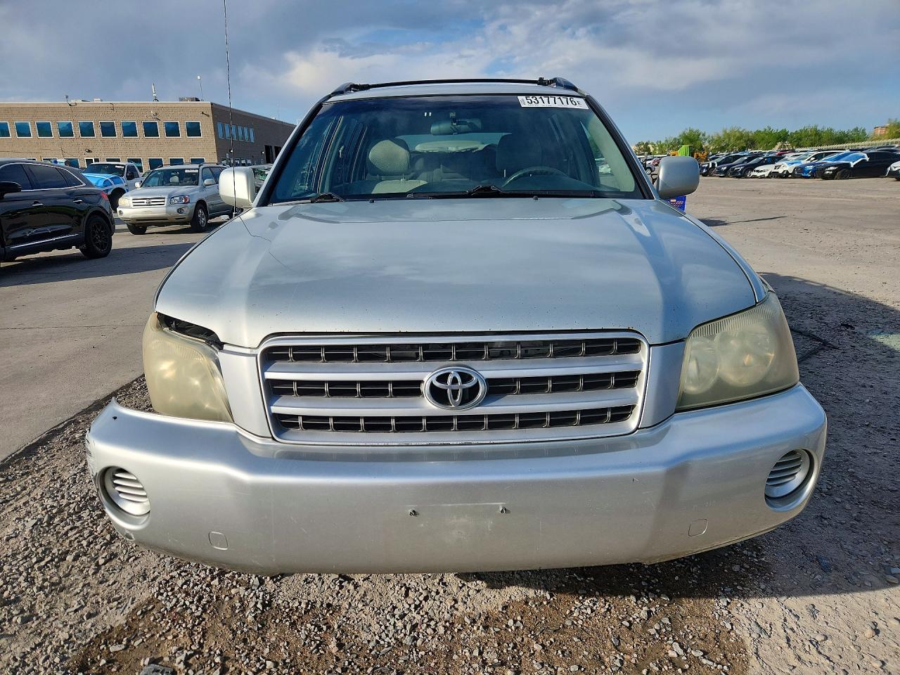 2003 TOYOTA HIGHLANDER