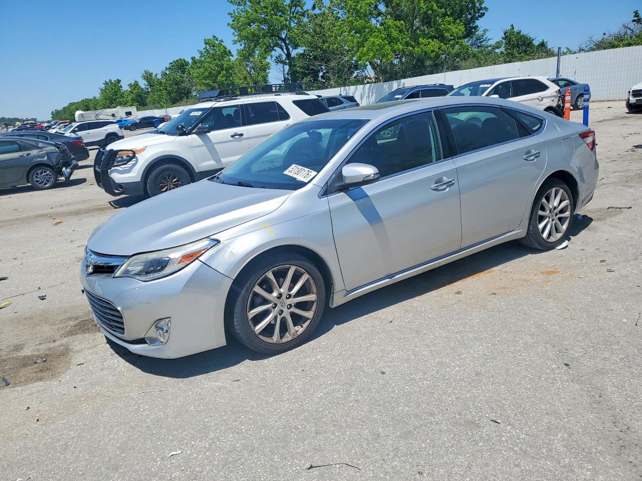 2013 TOYOTA AVALON