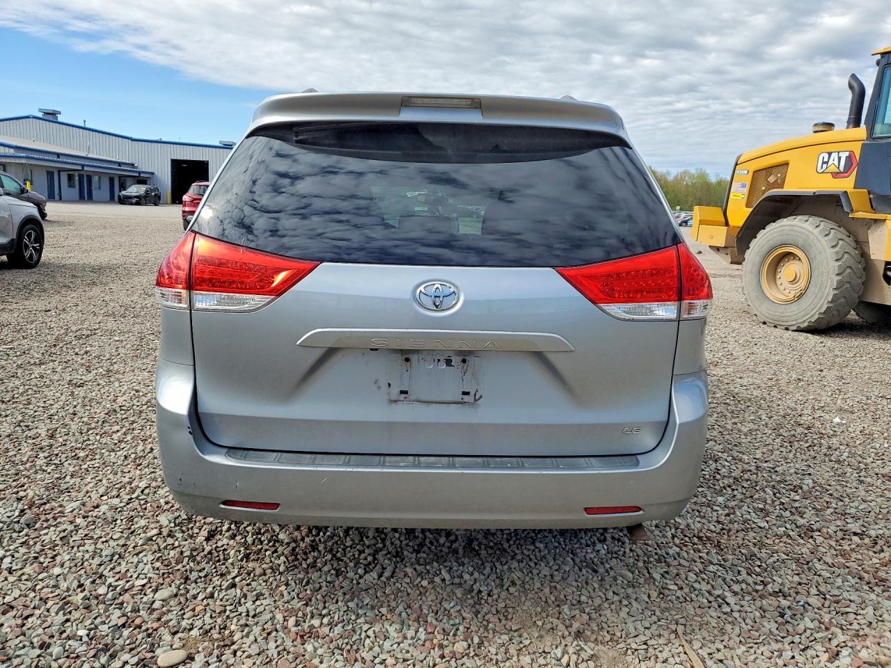 2013 TOYOTA SIENNA