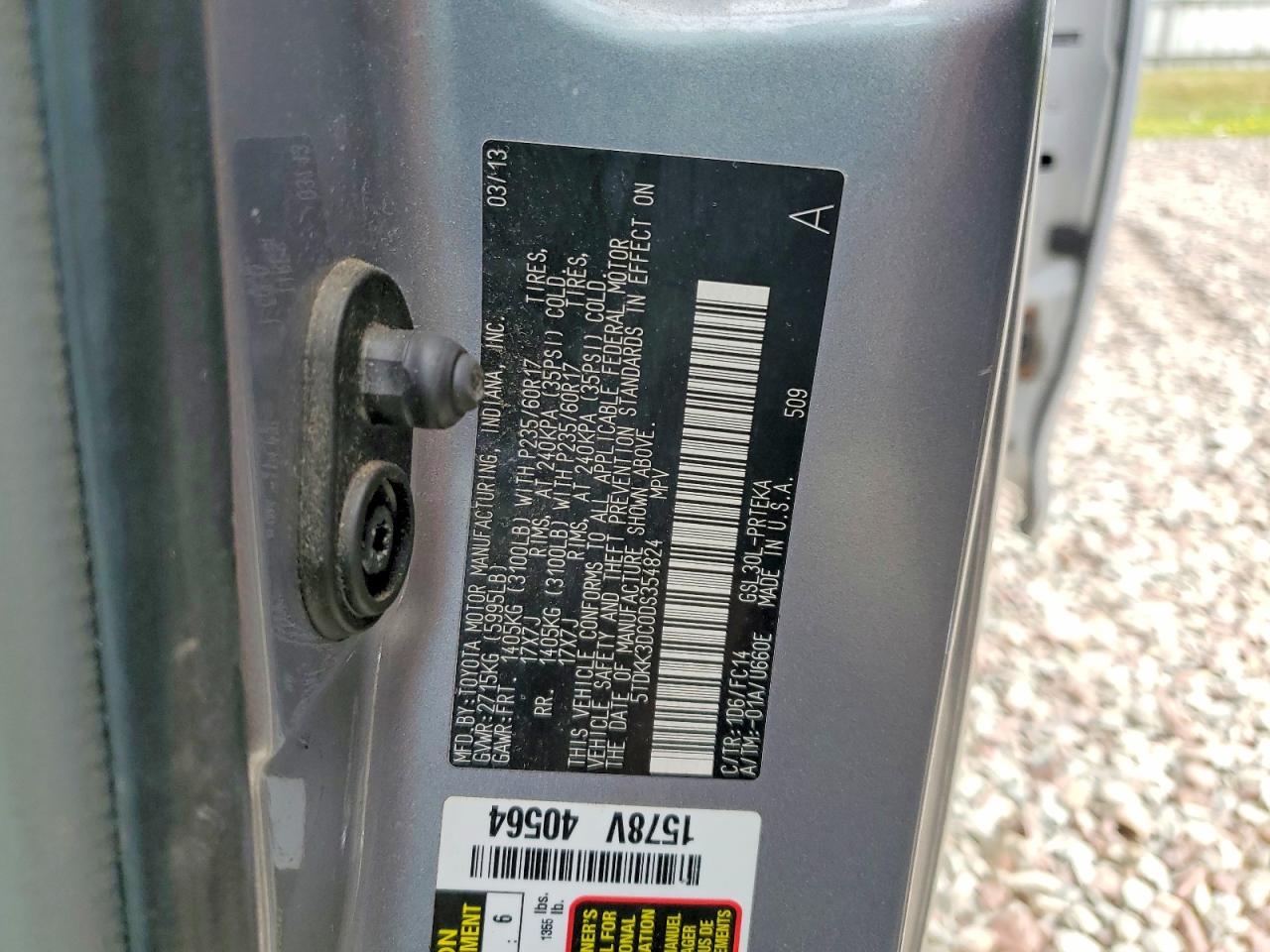 2013 TOYOTA SIENNA