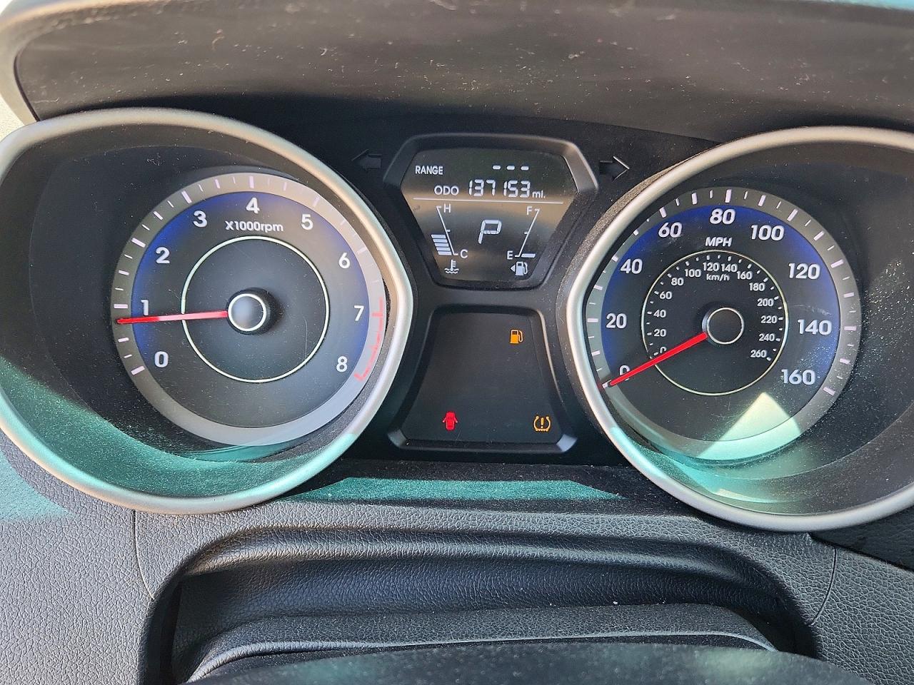 2013 HYUNDAI ELANTRA